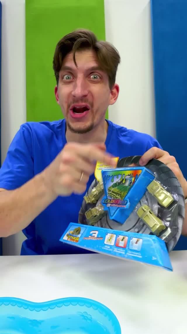 Машинки под слоем грязи – отмоем и устроим гонки! 🏎️🏁 #игрушки #длядетей #машинки смотреть онлайн