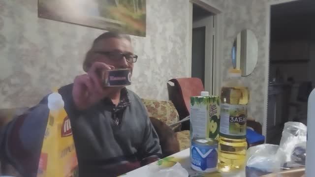 Жизнь в деревне: События дня - мы в шоке ! Поездка в магазин, что купили. Обзор смотреть онлайн