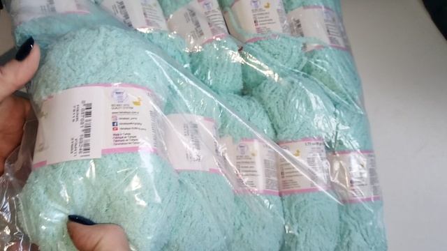 А ЧТО У НАС СЕГОДНЯ??? У НАС НОВИНКИ НОСОЧНОЙ ПРЯЖИ ! смотреть онлайн