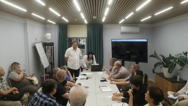 Регламент встреч и размещения материалов для участников ПРОФСОЮЗА 100 ЛИЦА объясняет МАКСИМ ШИЛОВ смотреть онлайн