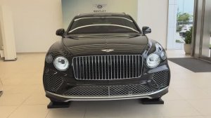 Bentley Bentayga Azure 2025 обзор