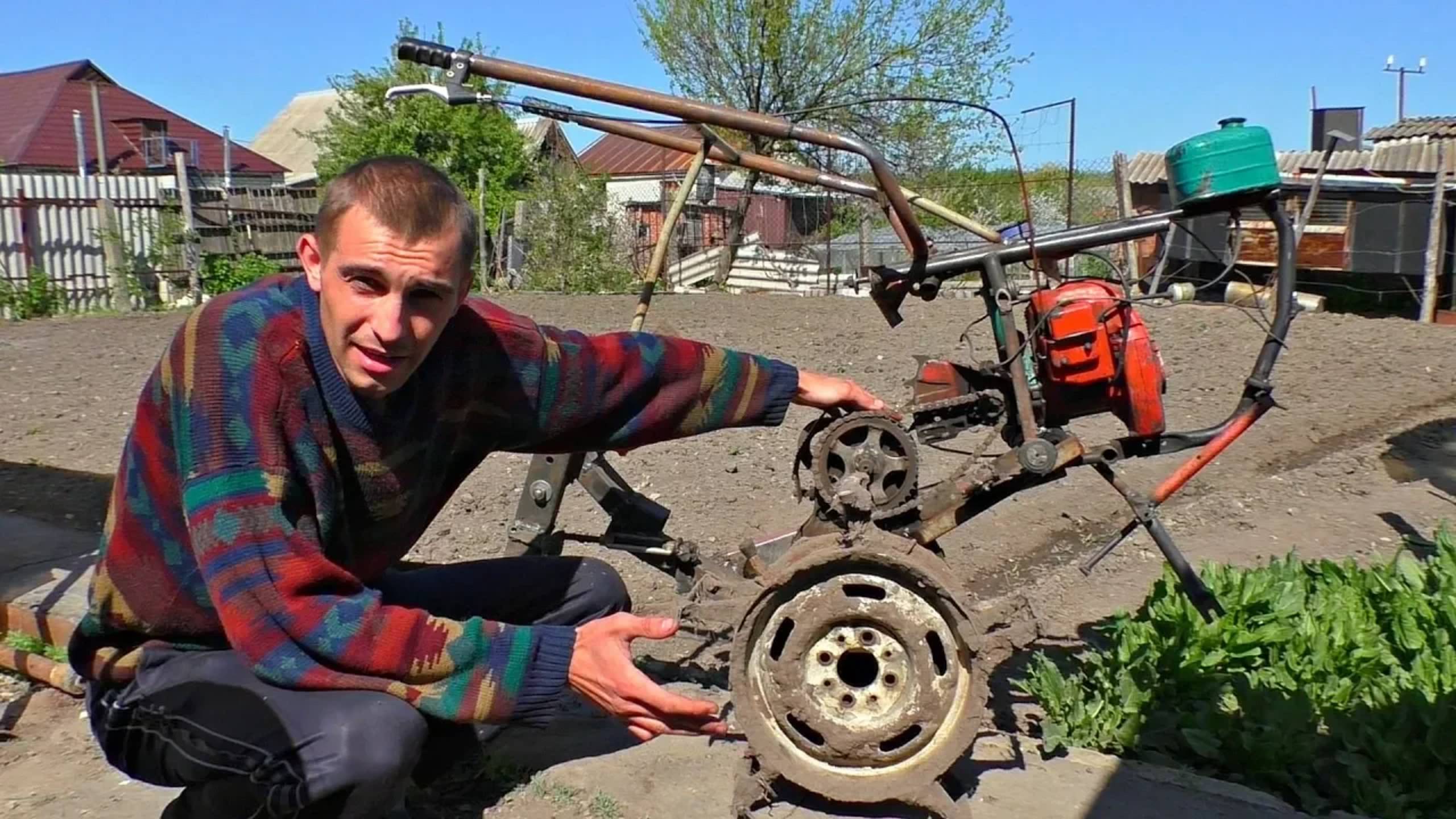 ✅Самодельный МОТОКОНЬ из Бензопилы и велосипеда 😨 Культиватор своими руками смотреть онлайн