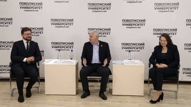 Встреча студентов Волгатеха с сенатором Сергеем Мартыновым смотреть онлайн