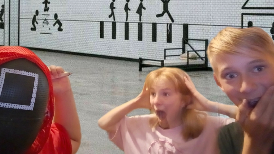 НЯНЯ ИЗ ИГРЫ В КАЛЬМАРА ХОЧЕТ НАС УБИТЬ! какие там будут задания? смотреть онлайн