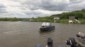 Спуск на воду лодки Речник 450