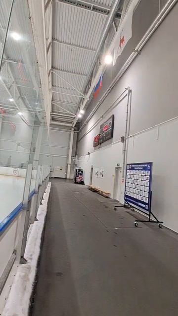 Хоккей. Ночная тренировка. 👍 смотреть онлайн