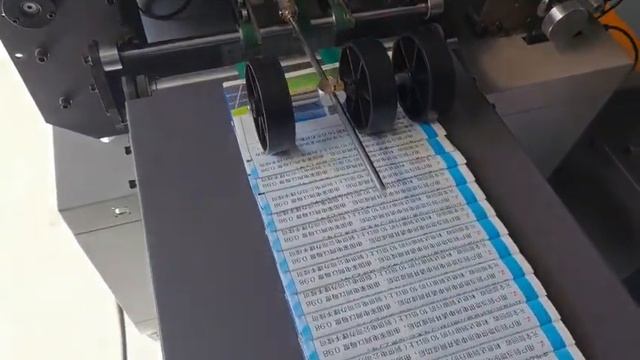 FoldLINE 460 фальцмашина - формат А2 - 4 кассеты + поворот + 2 кассеты +  нож = 16 страниц. Тесты