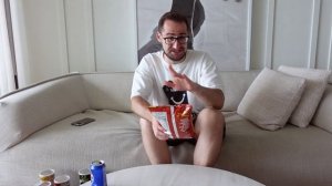 ПРОБУЮ САМЫЕ РЕДКИЕ ЧИПСЫ в АМЕРИКЕ! Мне стало плохо…