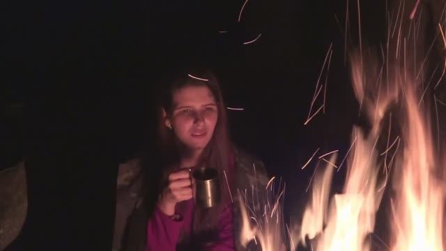 Аникеевка2014 ночь у костра