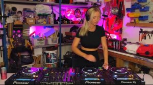 PEZSI [DJ-SET 2025] x THE GARAGE - Peak Time Driving Techno  Acid Techno