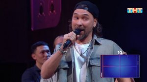 Раунд «вокальный пинг-понг»: Андрей Шелков старался изо всех сил принести победу команде