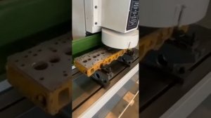 Станок для шлифовки и фрезеровки плоскости головки и блока цилиндров 3М9735С/3М9740С