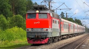 ЧС4Т-514 с опаздывающим фирменным поездом "Демидовский экспресс" Екатеринбург — Санкт-Петербург