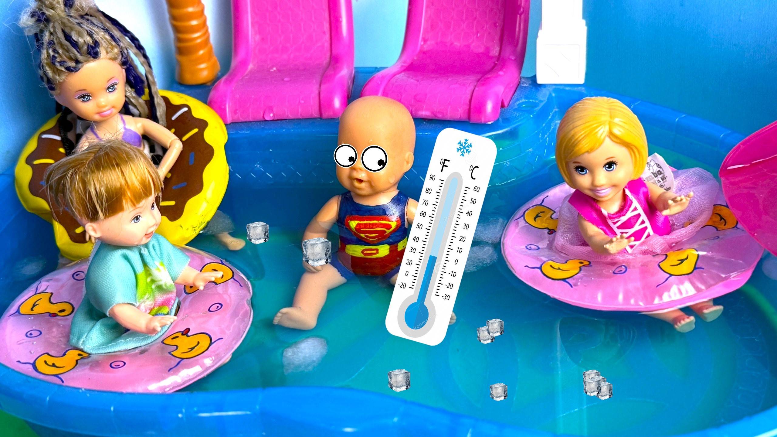 КТО ПОСЛЕДНИЙ ВЫЛЕЗЕТ ИЗ БАССЕЙНА💦😱 Катя и Макс веселая семейка! Куклы Барби истории тока Даринел смотреть онлайн