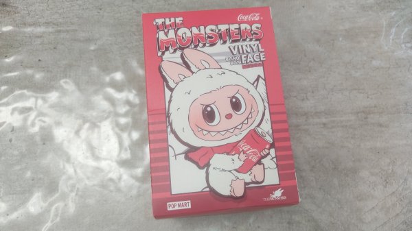 Лабубу Coca Cola