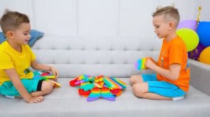 1000 Загадочных Кнопок и другие веселые челленджи с Владом и Ники