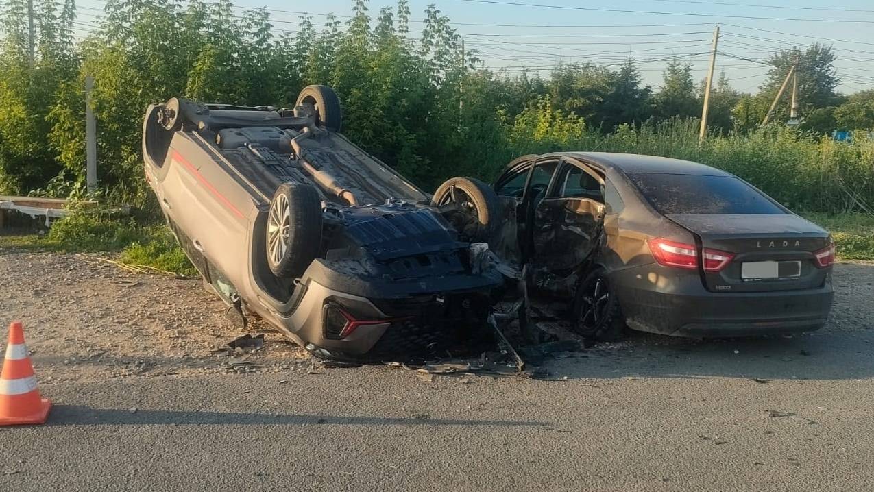 Аварии и ДТП на дорогах ТОРОПЫГИ за рулем смотреть онлайн