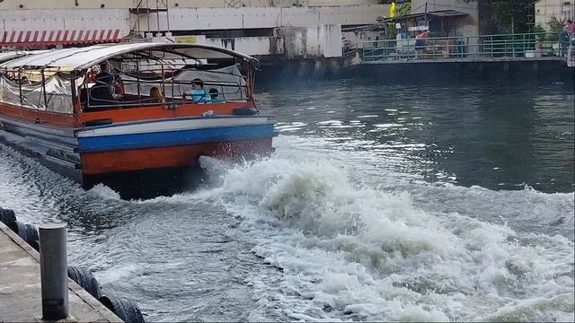 водный автобус Бангкока