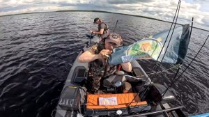 МОЙ ПЕРВЫЙ ТРОФЕЙ//ДИКАРЯМИ НА НЕДЕЛЮ В КАРЕЛИЮ//ГОЛОДНАЯ РЫБА ЕСТ ВСЕ ПОДРЯД//ЧАСТЬ1