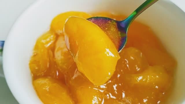Жареное варенье из абрикосов: 15 минут и готово! смотреть онлайн