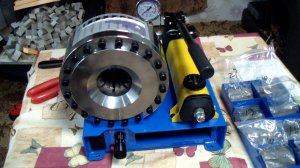 Приспособление для обжима гидравлических шлангов (РВД)