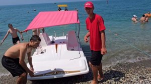 Агой / Небезопасные игры незнаек-спасателей и победа над бойкой помойкой !