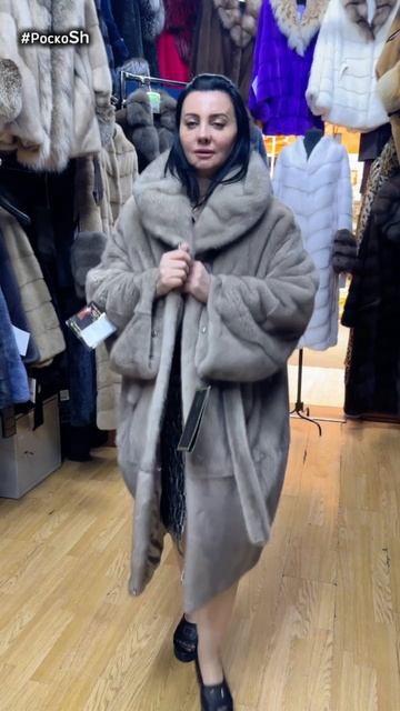 Роскошные шубы в натуральных оттенках до 74 размера смотреть онлайн