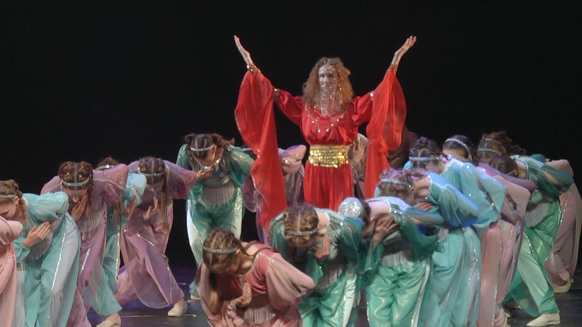 «Турандот». Дипломный спектакль студентов Саратовского областного колледжа искусств (28.06.2025) смотреть онлайн