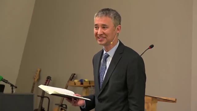 Ноеминь - Владимир Михайлов.