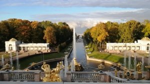 Петергоф Нижний парк — Воронихинские колоннады