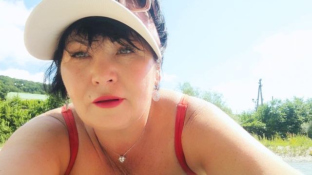 Новомихайловский на реке Нечепсухо 👍 жарим толстолобика на виноградной лозе👌 смотреть онлайн