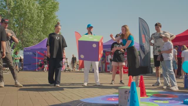 «Триколор в твоем городе» в Иркутске смотреть онлайн