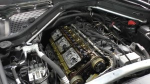 Замена прокладки крышки клапанов N55 на BMW X6 2011  БМВ X6 3,0 бензин 2часть