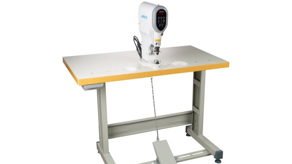 Однопозиционный пресс JACK JK-818-GG (комплект) серво смотреть онлайн