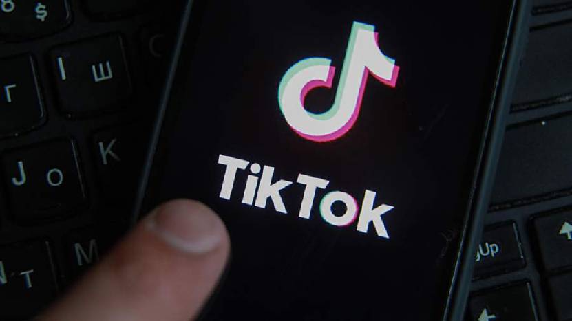 СМИ сообщили об опровержении ByteDance продажи TikTok американским компаниям