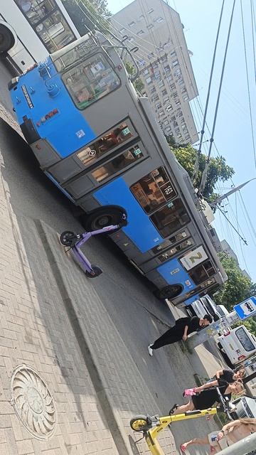 троллейбус в Краснодаре смотреть онлайн