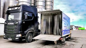 Обзор электрической новой Scania! Поломка рефа, сервис и новый салон из ЭКОКОЖЫ!