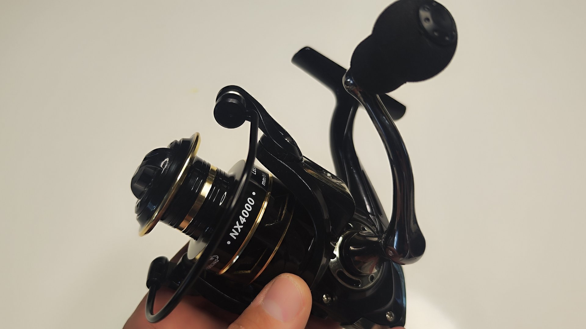 ПОЛНЫЙ ОБЗОР БЮДЖЕТНОЙ КАТУШКИ С ТЕМУ! ЧТО И НА ЧТО КЛЮЁТ В САМУЮ ЖАРУ?! РЫБАЛКА НА БЮДЖЕТ! смотреть онлайн