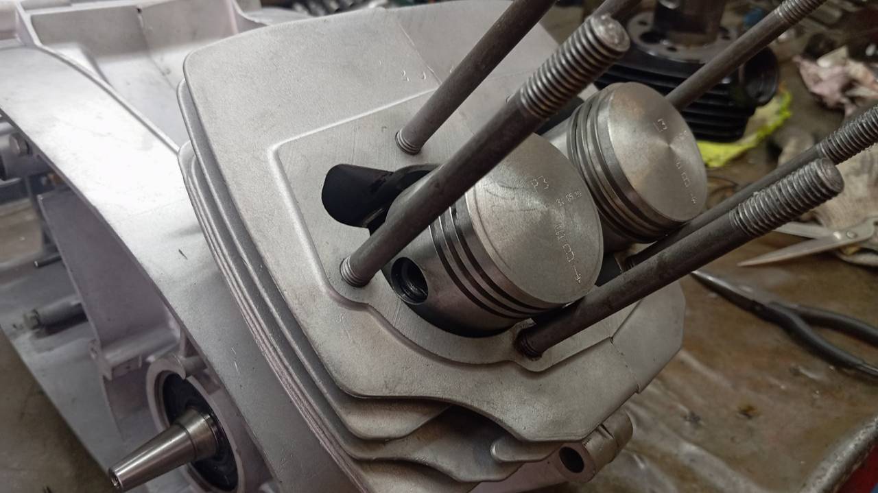 Новые запчасти. Пуск двигателя Ява 634 после капитального ремонта (Jawa 634) Будни в мастерской.