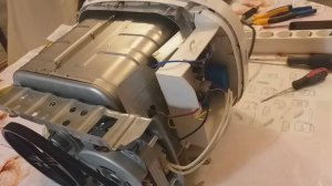 ПРЕДОХРАНИТЕЛЬ перегорел у хлебопечки Панасоник. Поменяли опять сами.