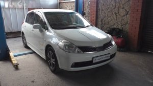 Замена мотора печки в салоне на Ниссан Тиида 1,6 Nissan Tiida 2008 года