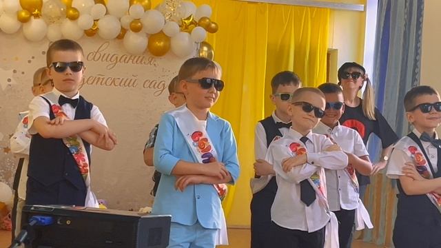 2025 выпускной Саша