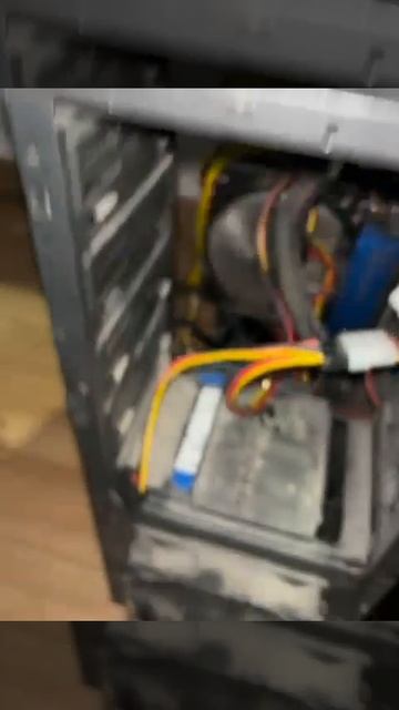 Необычная кнопка включения ПК смотреть онлайн