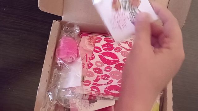 Распаковка подарочного набора