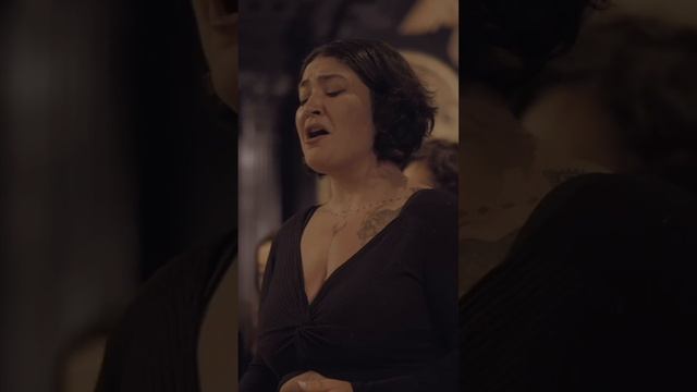 Древнегреческий оракул Сивиллы, исполняемый Дуньей Ботич в сопровождении Люсины Мусаэлян🎻 смотреть онлайн