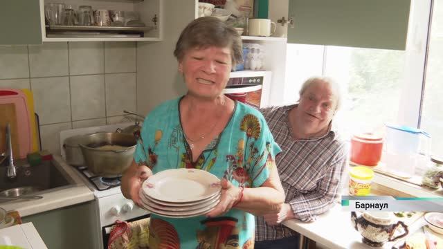 Трудившуюся на урановых рудниках в Узбекистане семью наградили медалями «За любовь и верность»