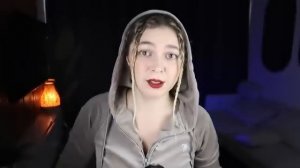 ОН МНЕ УГРОЖАЕТ.
Настя Джексон.