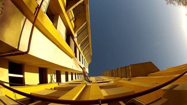 Man Graviti
Ищите нас:
https://vk.com/kotimoti
https://www.youtube.com/@ЗемлянойкорабльКрым