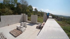 Дом из газобетонных блоков своими руками, седьмой ряд.