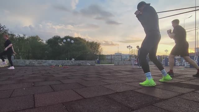 Круговая тренировка боксёра 8.07.2025 смотреть онлайн